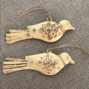 2 Turtle Dove Cream Metal Ornaments